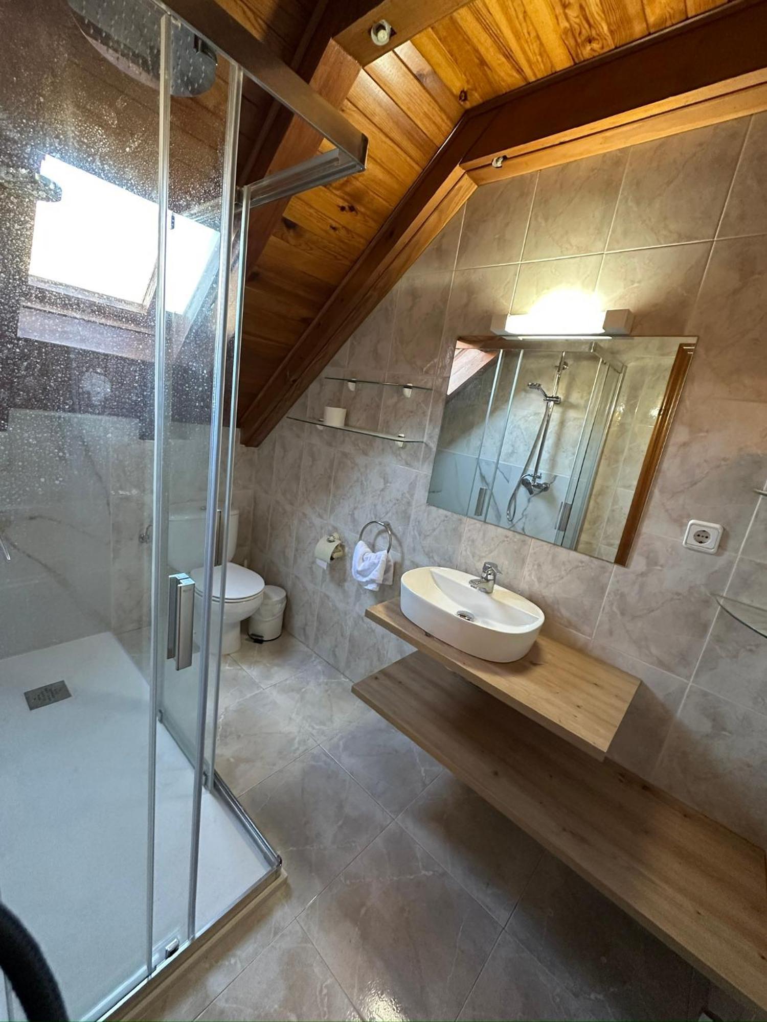 Hostal Ezkaurre Isaba Ngoại thất bức ảnh